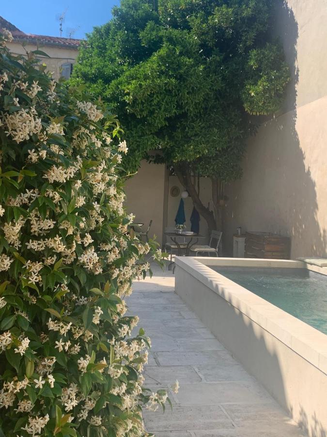 La Maison De Cerise Fourques  Esterno foto